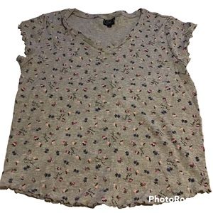 Laura Ashley XL Grey V neck Lettuce hem and cap sleeves loves me not shirt top